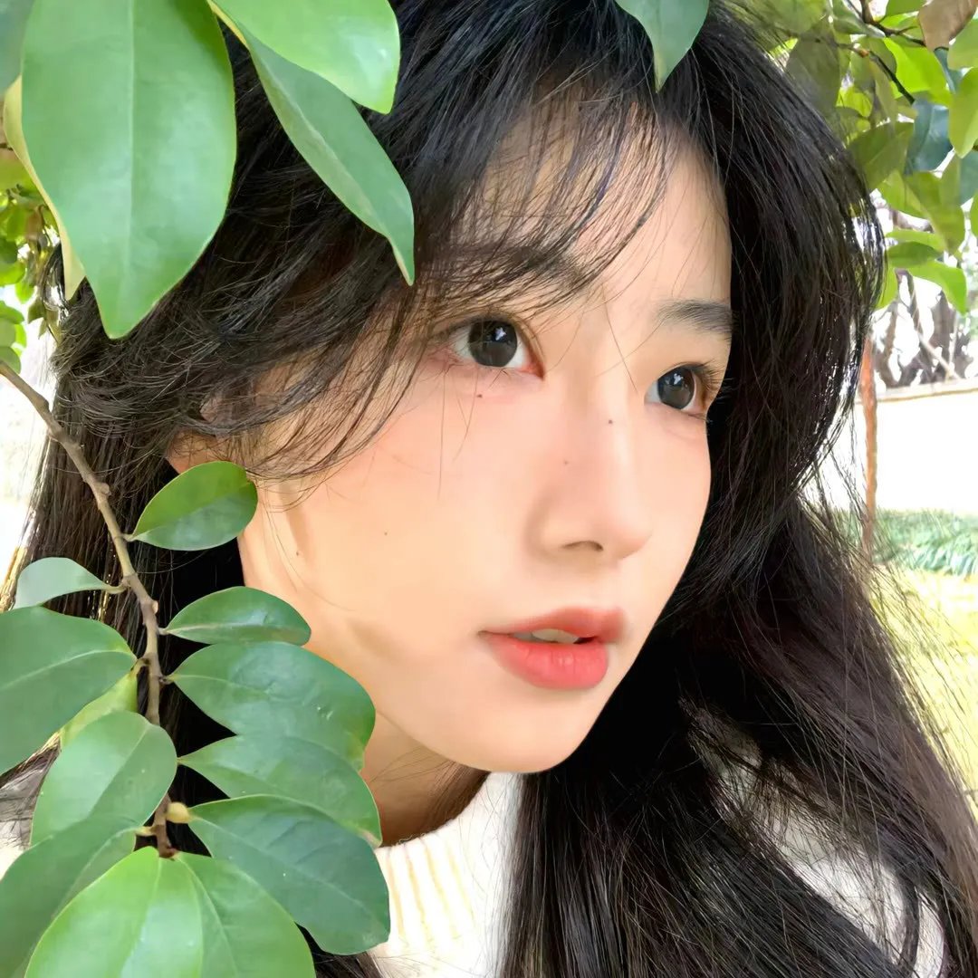 女人在家